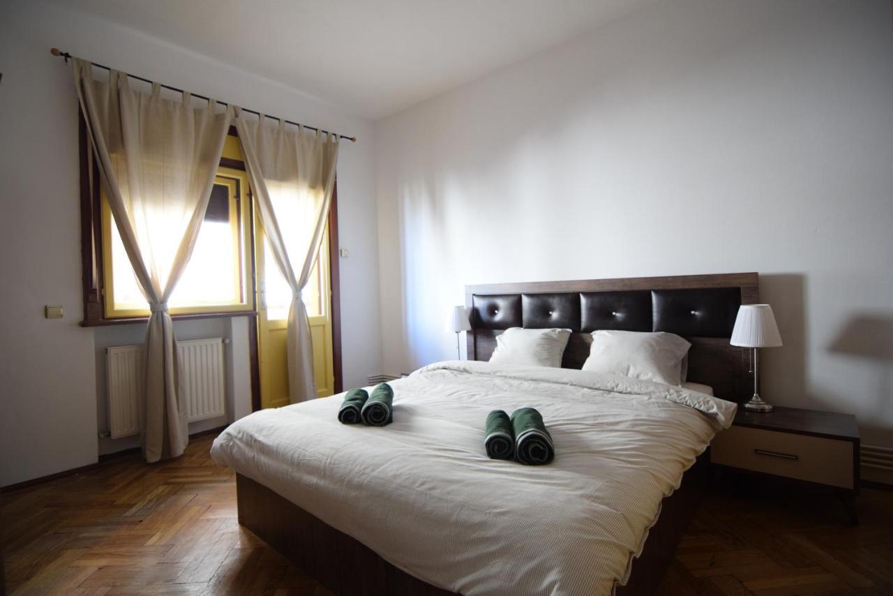 Resedinta Lui Calin - Park Izvor - Old Appartamento Bucarest